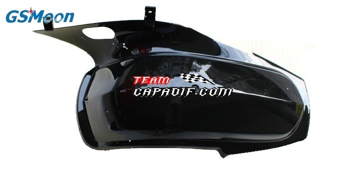 COPERCHIO DESTRO RUOTA ANTERIORE 